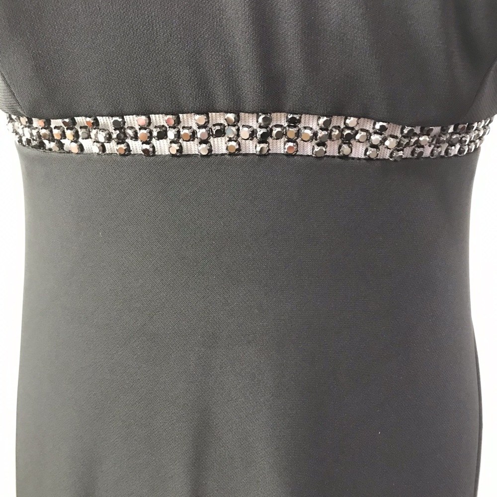 Black Market gown - Picture 2 of 8